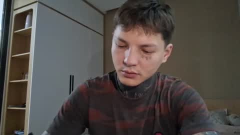 dirtymercedes online show from 06/19/26, 07:56