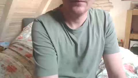 Nils online show from 02/01/25, 01:09