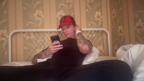 Snapshot of dirtyprettyboi chatting on 02/19/25, 12:44 buy tokens with link online show from 02/19/25, 12:44