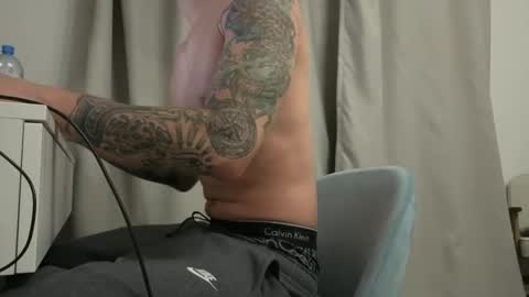 Snapshot of dirtyprettyboi chatting on 11/17/25, 04:51 buy tokens with link online show from 11/17/25, 04:51