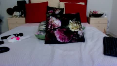 Snapshot of dirtystudentgirl chatting on 03/30/26, 08:59 Chloe online show from 03/30/26, 08:59