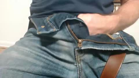 Snapshot of dirtytalkmke chatting on 04/23/26, 10:01 dirtytalkmke online show from 04/23/26, 10:01