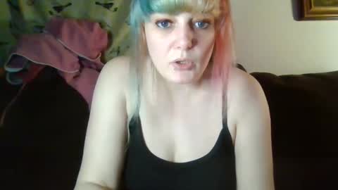 Crystal online show from 01/15/26, 03:22