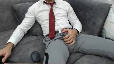 dirtyybooyy77 online show from 10/31/25, 10:33