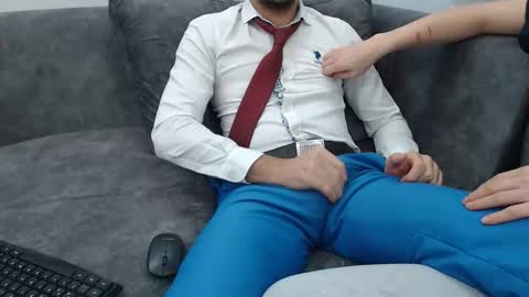 dirtyybooyy77 online show from 12/04/25, 11:02