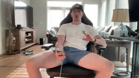 Snapshot of discgolf4life chatting on 04/18/26, 09:59 JustinDulgeXXX online show from 04/18/26, 09:59