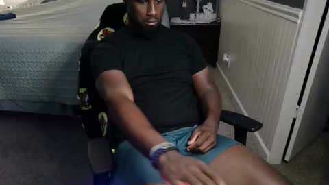 Snapshot of discostick79 chatting on 12/01/25, 11:21 Discostick79 online show from 12/01/25, 11:21