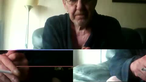 Snapshot of discovery63 chatting on 04/15/26, 09:38 discovery63 online show from 04/15/26, 09:38