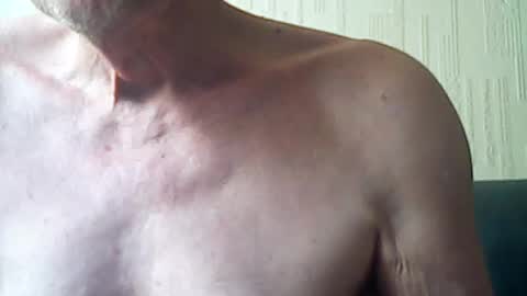 Snapshot of discovery63 chatting on 06/22/26, 03:53 discovery63 online show from 06/22/26, 03:53