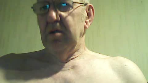 Snapshot of discovery63 chatting on 07/31/26, 09:47 discovery63 online show from 07/31/26, 09:47