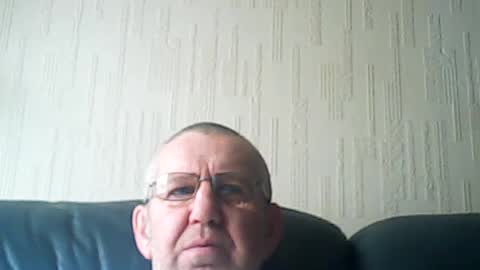 Snapshot of discovery63 chatting on 08/03/26, 08:57 discovery63 online show from 08/03/26, 08:57