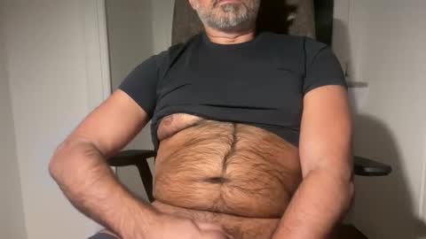 Snapshot of discreetcam chatting on 11/22/25, 10:53 Discreet Guy online show from 11/22/25, 10:53