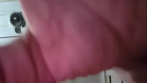 Snapshot of discreetpleasures4u chatting on 06/19/26, 12:31 discreetpleasures4u online show from 06/19/26, 12:31