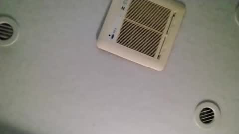 Snapshot of disgracedroyaljewel chatting on 11/28/25, 09:56 JoelsJewel online show from 11/28/25, 09:56