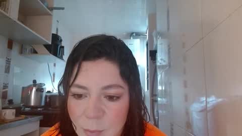Snapshot of disneey2888 chatting on 02/09/26, 12:42 disneey2888 online show from 02/09/26, 12:42