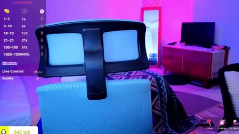 JASMINE online show from 10/27/25, 03:32