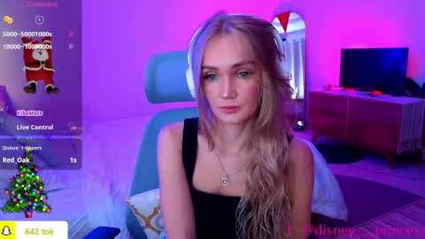 Snapshot of disney__princess chatting on 01/08/26, 01:35 JASMINE online show from 01/08/26, 01:35