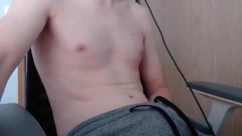 Snapshot of disorderlyslut chatting on 11/10/25, 04:50 disorderlyslut online show from 11/10/25, 04:50