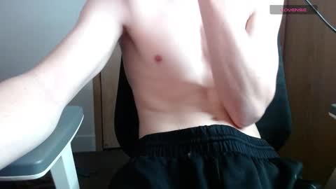 Snapshot of disorderlyslut chatting on 02/10/26, 01:48 disorderlyslut online show from 02/10/26, 01:48