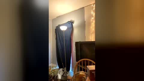 Snapshot of dispencer74 chatting on 01/09/26, 06:42 dispencer74 online show from 01/09/26, 06:42