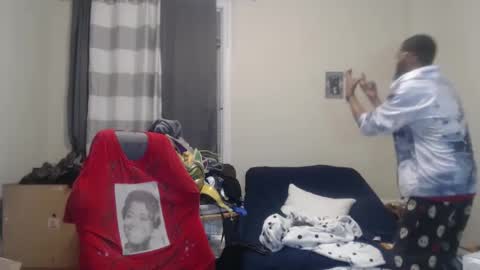 Snapshot of disr3sp3ctfully_dipp3d chatting on 01/06/25, 12:16 Your Best Worst Nightmare online show from 01/06/25, 12:16