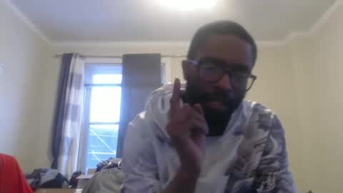Snapshot of disr3sp3ctfully_dipp3d chatting on 01/06/25, 10:05 Your Best Worst Nightmare online show from 01/06/25, 10:05