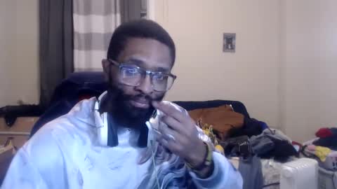 Snapshot of disr3sp3ctfully_dipp3d chatting on 01/25/25, 09:04 Your Best Worst Nightmare online show from 01/25/25, 09:04