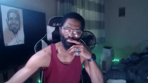 Snapshot of disr3sp3ctfully_dipp3d chatting on 10/29/25, 12:40 Your Best Worst Nightmare online show from 10/29/25, 12:40