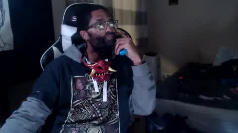 Snapshot of disr3sp3ctfully_dipp3d chatting on 11/01/25, 12:29 Your Best Worst Nightmare online show from 11/01/25, 12:29