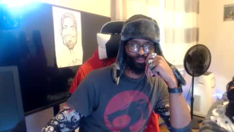 Snapshot of disr3sp3ctfully_dipp3d chatting on 11/11/25, 02:06 Your Best Worst Nightmare online show from 11/11/25, 02:06