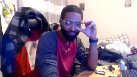 Snapshot of disr3sp3ctfully_dipp3d chatting on 11/30/25, 02:37 Your Best Worst Nightmare online show from 11/30/25, 02:37