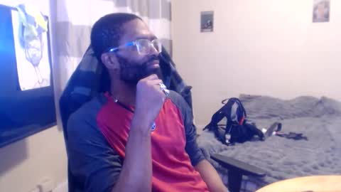 Snapshot of disr3sp3ctfully_dipp3d chatting on 12/01/25, 08:08 Your Best Worst Nightmare online show from 12/01/25, 08:08