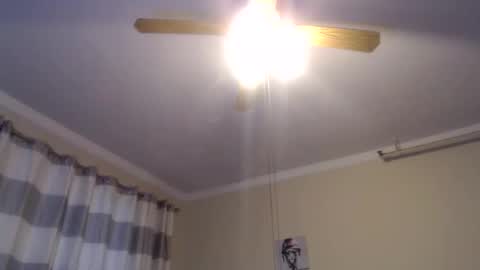 Snapshot of disr3sp3ctfully_dipp3d chatting on 04/19/26, 11:51 Your Best Worst Nightmare online show from 04/19/26, 11:51