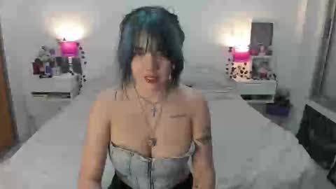 Lena online show from 11/05/25, 02:33