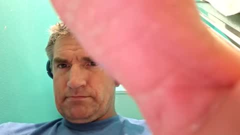 Snapshot of distruct6969 chatting on 04/06/26, 11:33 distruct6969 online show from 04/06/26, 11:33