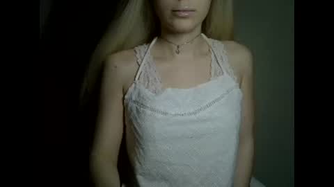 DitaMilton online show from 12/29/24, 09:41