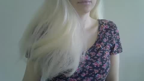 DitaMilton online show from 02/19/25, 09:06