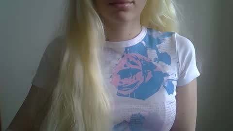 DitaMilton online show from 01/11/26, 09:58