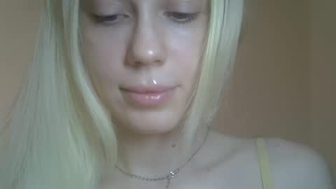 Snapshot of ditamilton chatting on 03/24/26, 08:36 DitaMilton online show from 03/24/26, 08:36