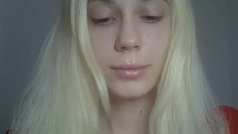 Snapshot of ditamilton chatting on 03/30/26, 01:12 DitaMilton online show from 03/30/26, 01:12