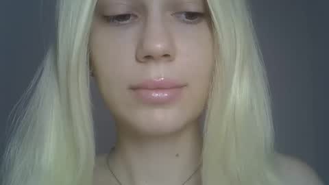 Snapshot of ditamilton chatting on 04/03/26, 11:08 DitaMilton online show from 04/03/26, 11:08