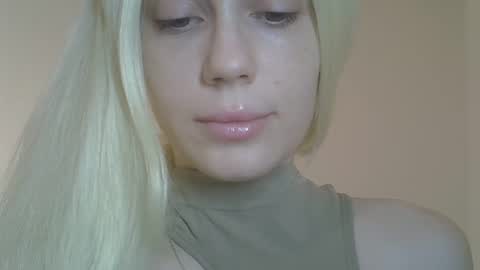 Snapshot of ditamilton chatting on 04/08/26, 05:24 DitaMilton online show from 04/08/26, 05:24