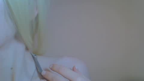 Snapshot of ditamilton chatting on 04/09/26, 08:47 DitaMilton online show from 04/09/26, 08:47