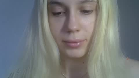 Snapshot of ditamilton chatting on 04/10/26, 02:55 DitaMilton online show from 04/10/26, 02:55