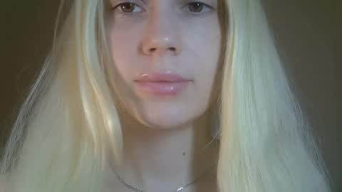Snapshot of ditamilton chatting on 05/10/26, 08:03 DitaMilton online show from 05/10/26, 08:03