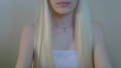 Snapshot of ditamilton chatting on 06/25/26, 06:56 DitaMilton online show from 06/25/26, 06:56