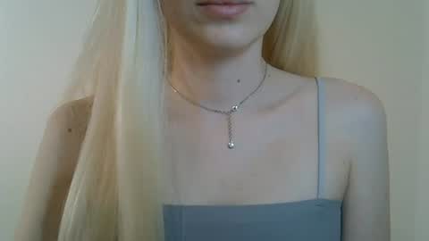 Snapshot of ditamilton chatting on 07/18/26, 08:34 DitaMilton online show from 07/18/26, 08:34