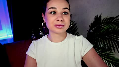 Tia online show from 01/08/25, 03:08