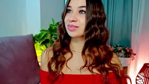 Tia online show from 02/13/26, 06:37