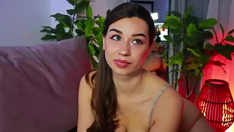 Tia online show from 04/06/26, 08:10